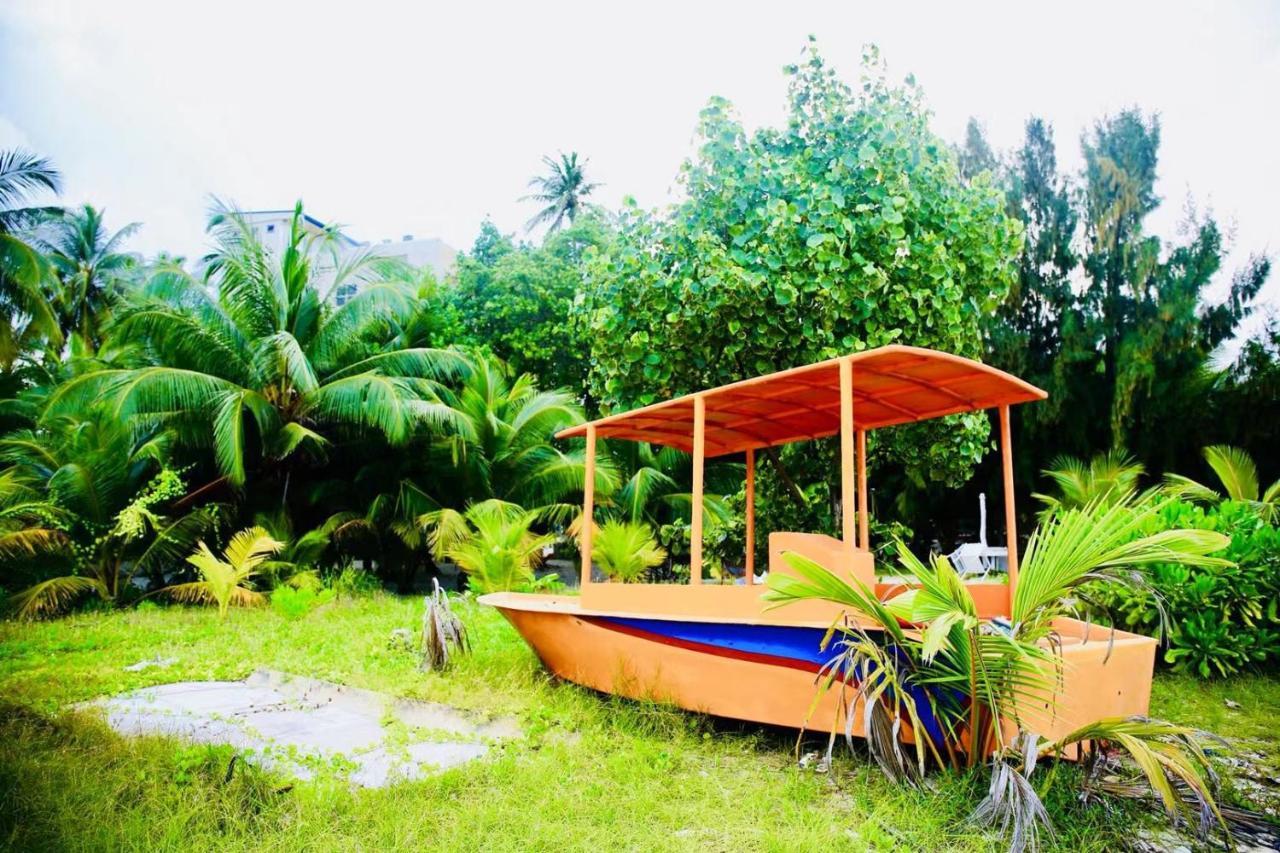 Midsummer Thulusdhoo Exterior photo