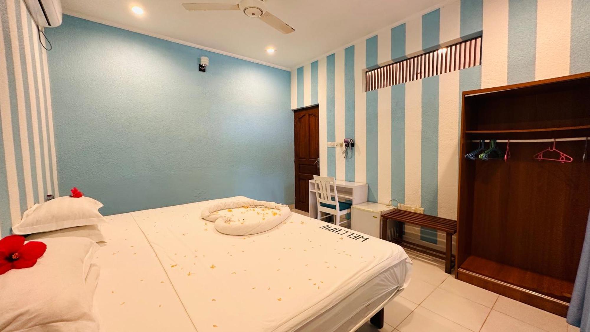 Midsummer Thulusdhoo Exterior photo
