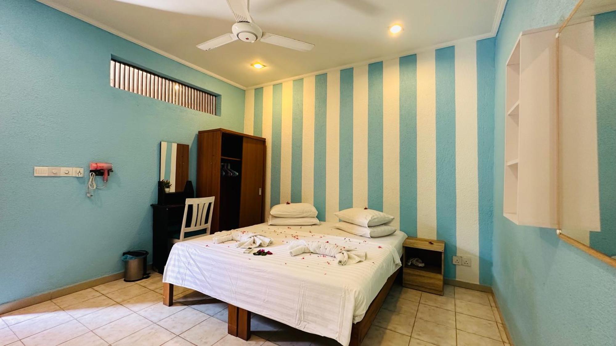 Midsummer Thulusdhoo Exterior photo